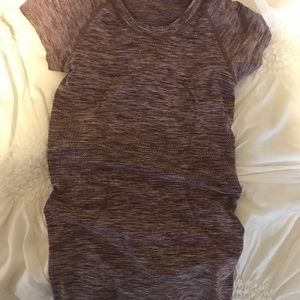 Lululemon top